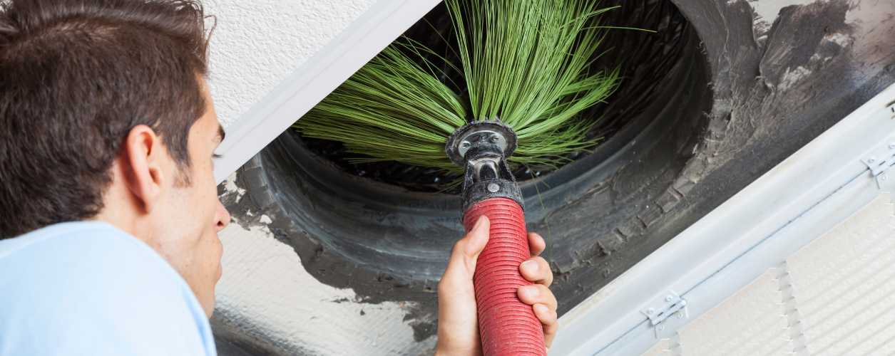 2025/08/air-duct-cleaning-11756363810.jpg