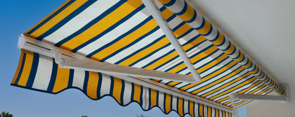 2025/08/awning-repair-11756376947.jpg