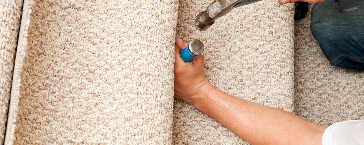 2025/08/carpet-stretching-services-11756376516.jpg