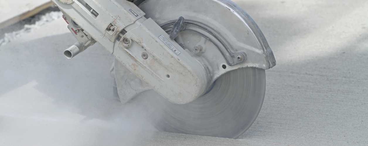 2025/08/concrete-cutting-11756373559.jpg