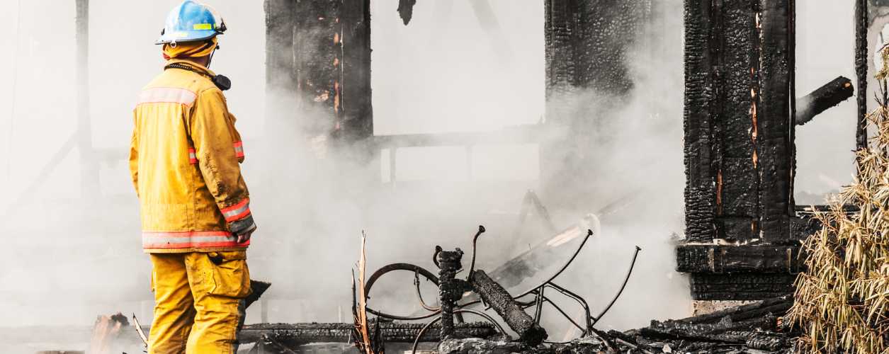 2025/08/fire-damage-restoration-11756377073.jpg