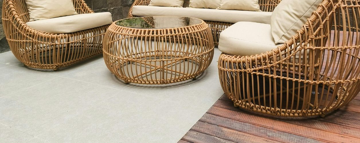 2025/08/patio-furniture-repair-11756377279.jpg